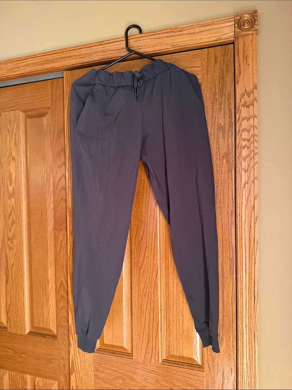 Lululemon On The Fly jogger